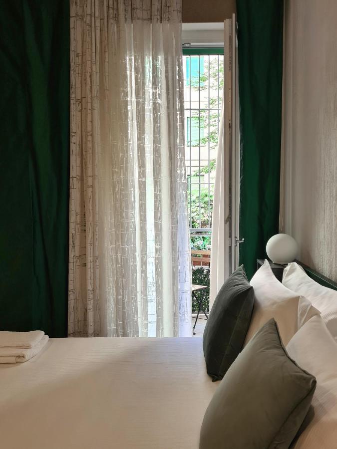 Serendipity Apartments - Montenapoleone Milan Luaran gambar