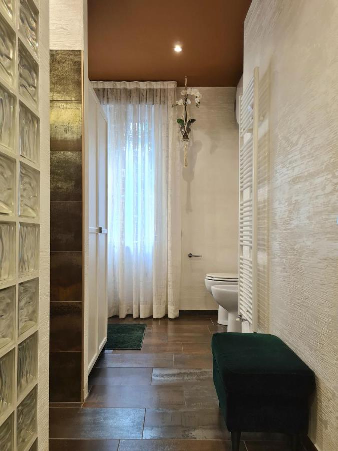 Serendipity Apartments - Montenapoleone Milan Luaran gambar